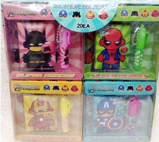 Superhero Mini Notepad & Pen Set